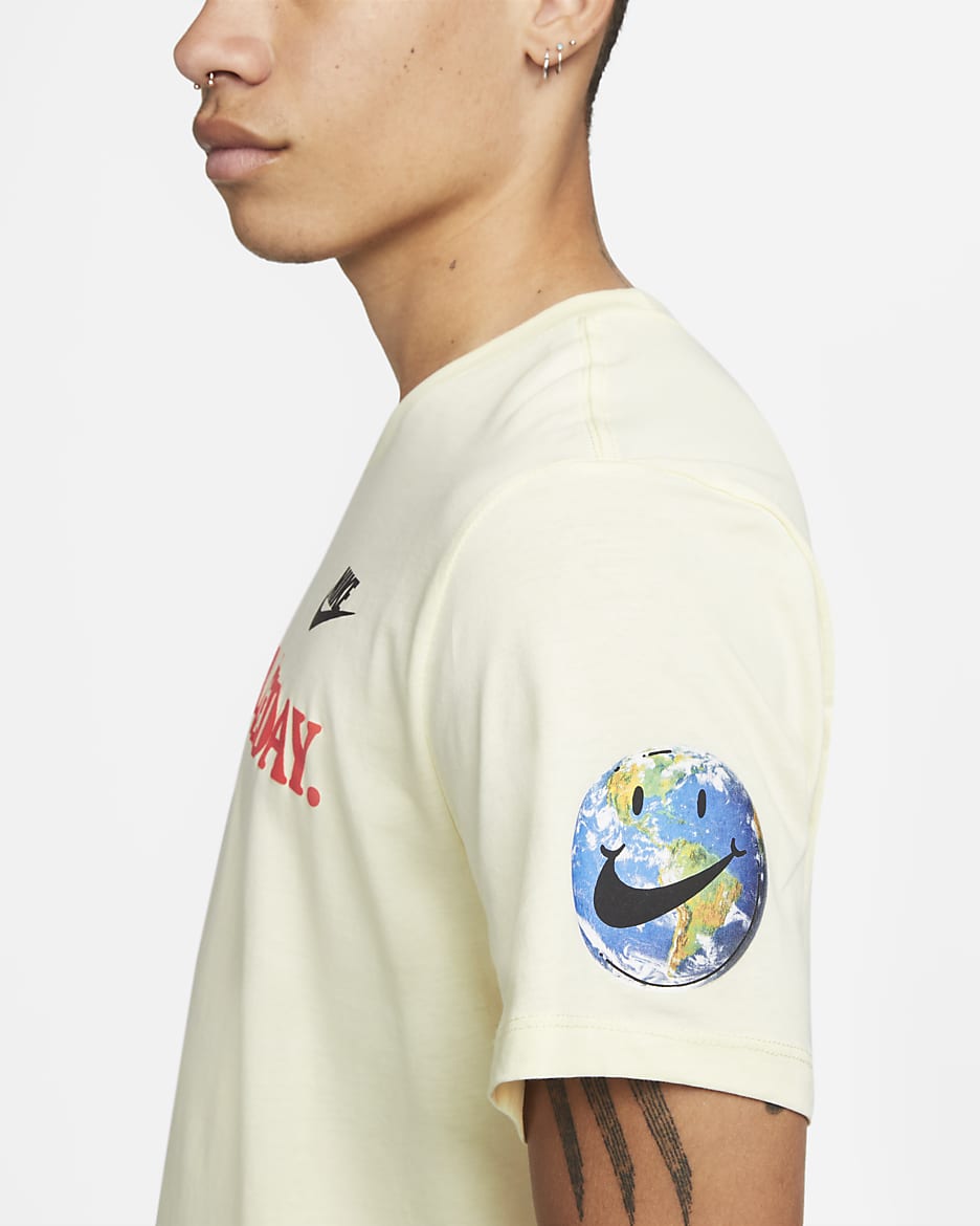 Nike Sportswear Men s T Shirt